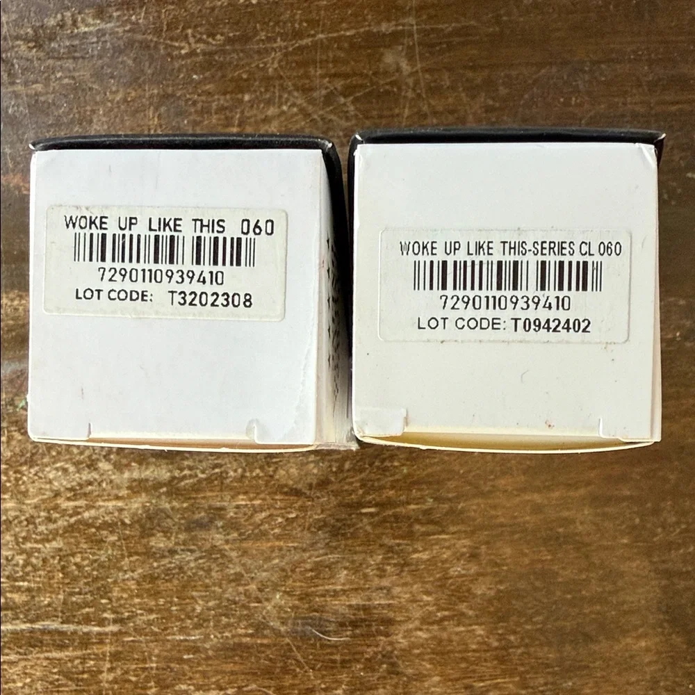 IL MAKIAGE Woke Up Like This Foundation in 060 - Picture 5 of 5